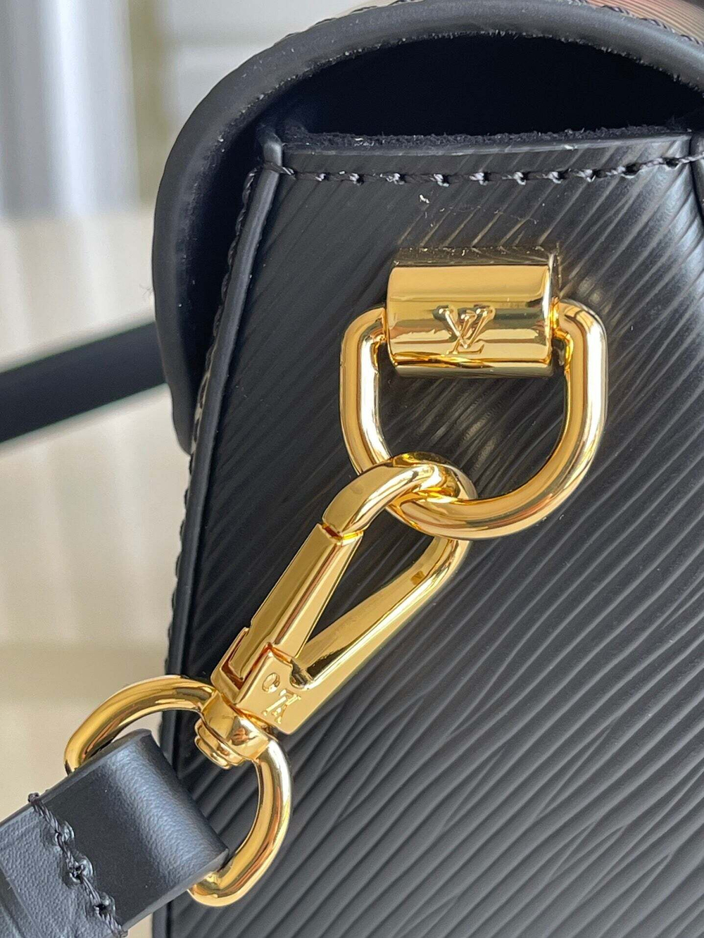 Louis Vuitton Twist PM