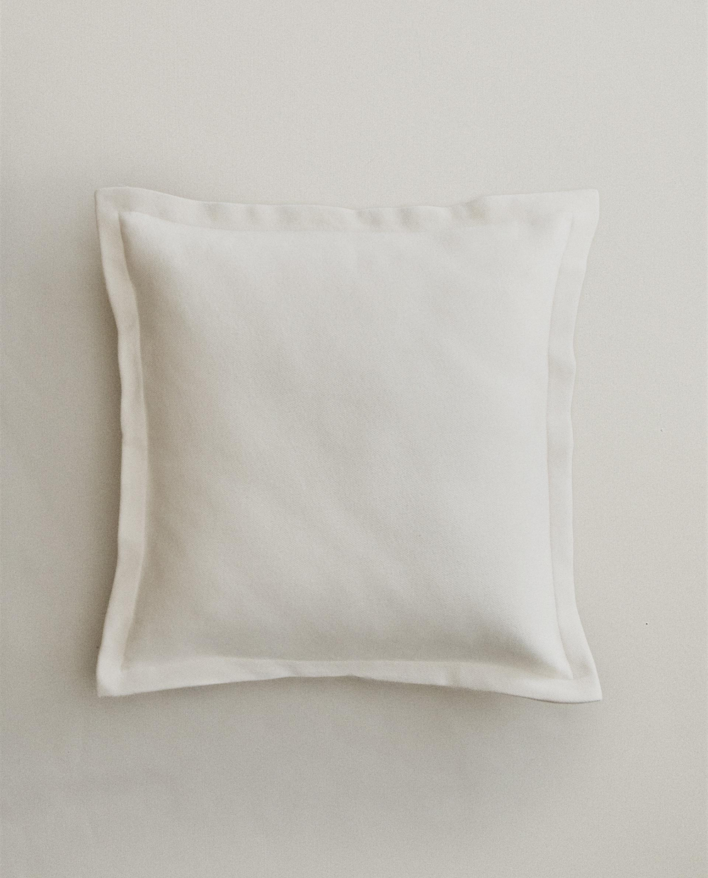 Zara Home наволочка декоративная из хлопка, молочный, 50x50 см