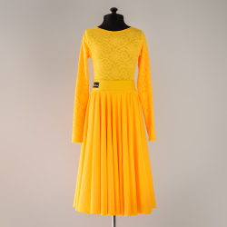 яркое платье для танцев