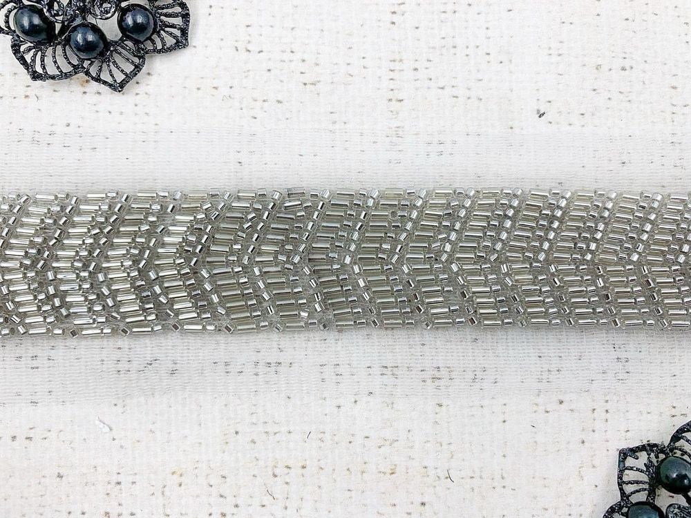 Тесьма декоративная вышивка стеклярус, ш. 3 см, белый