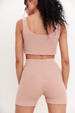 Короткие шорты из лапши с пич-эффектом цвета мокко