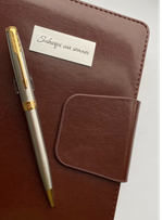 Шариковая ручка Parker Sonnet Stainless Steel GT 1931507, стержень: M, цвет чернил: black , в подарочной упаковке