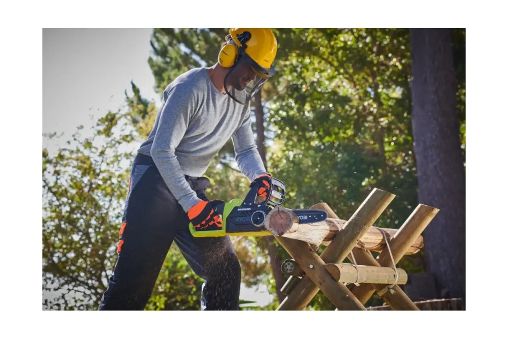 Ryobi ONE OCS1830. . 21 060