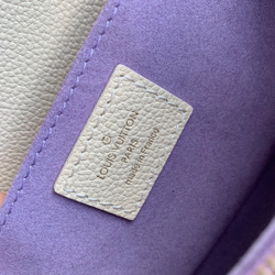 Louis Vuitton Pochette Metis East West