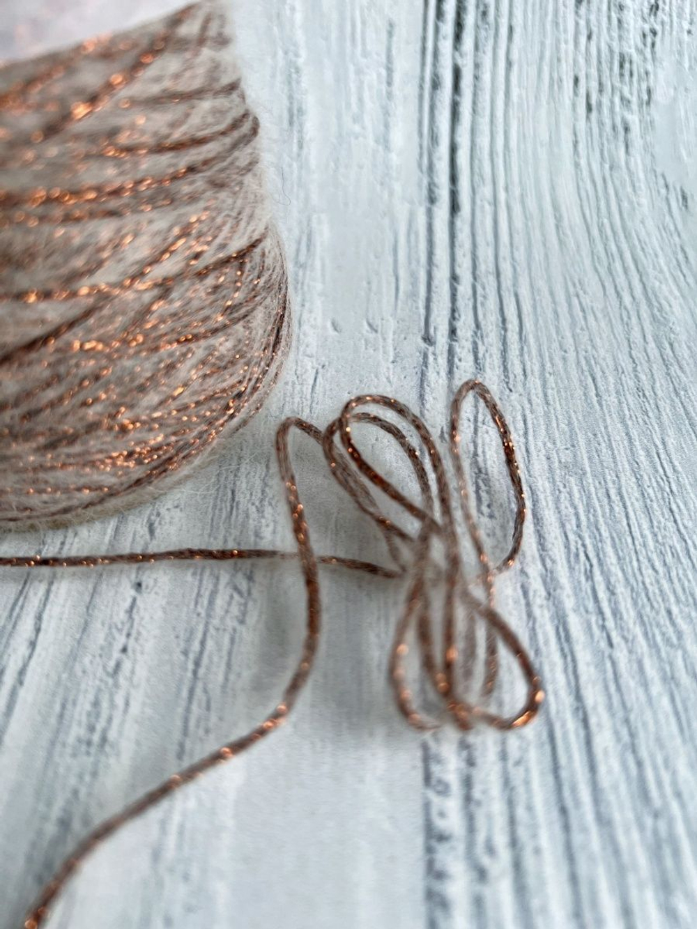 Пряжа шнур люрекс с мохером Спетакколо