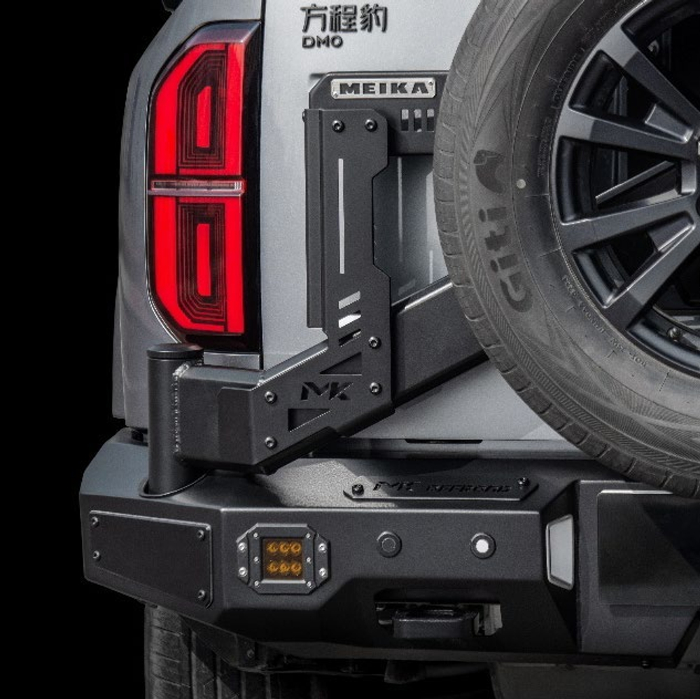 Задний бампер с креплением запасного колеса для Fangchengbao Bao 5