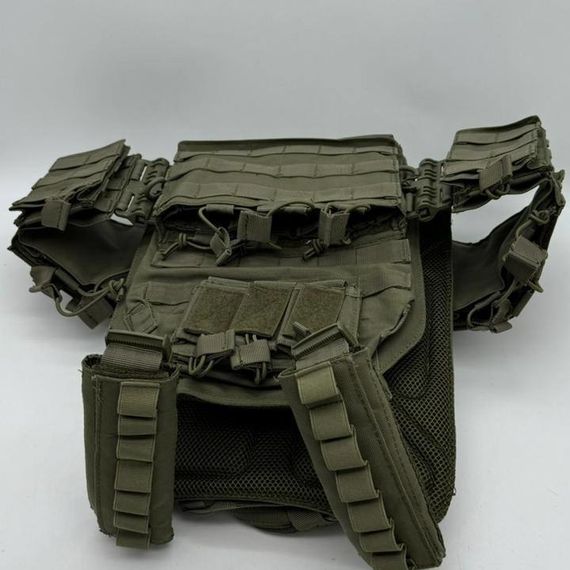 Жилет (плитник быстросъемный YAKEDA разгрузка) с подсумками на спине, олива