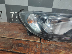 Фара правая LADA Granta 18-нв Б/У Оригинал 8450100856