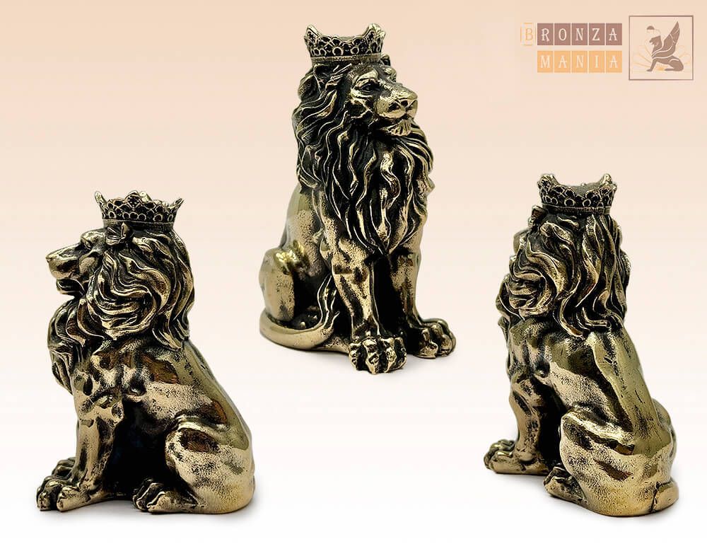 фигурка Лев в короне сидит