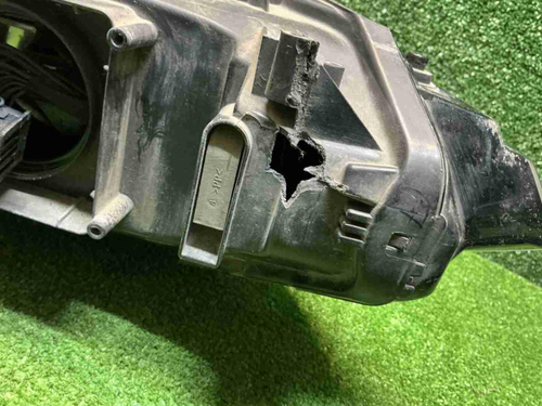 Фара левая VW Passat B8 (2014-2020) LED