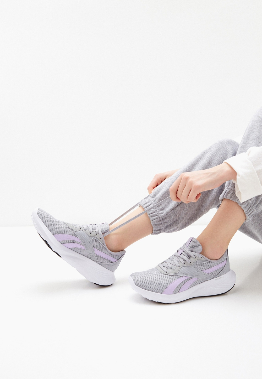 Кроссовки женские REEBOK ENERGEN TECH