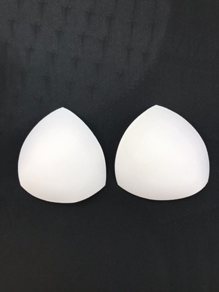 Чашечки треугольные белые 75 (А)