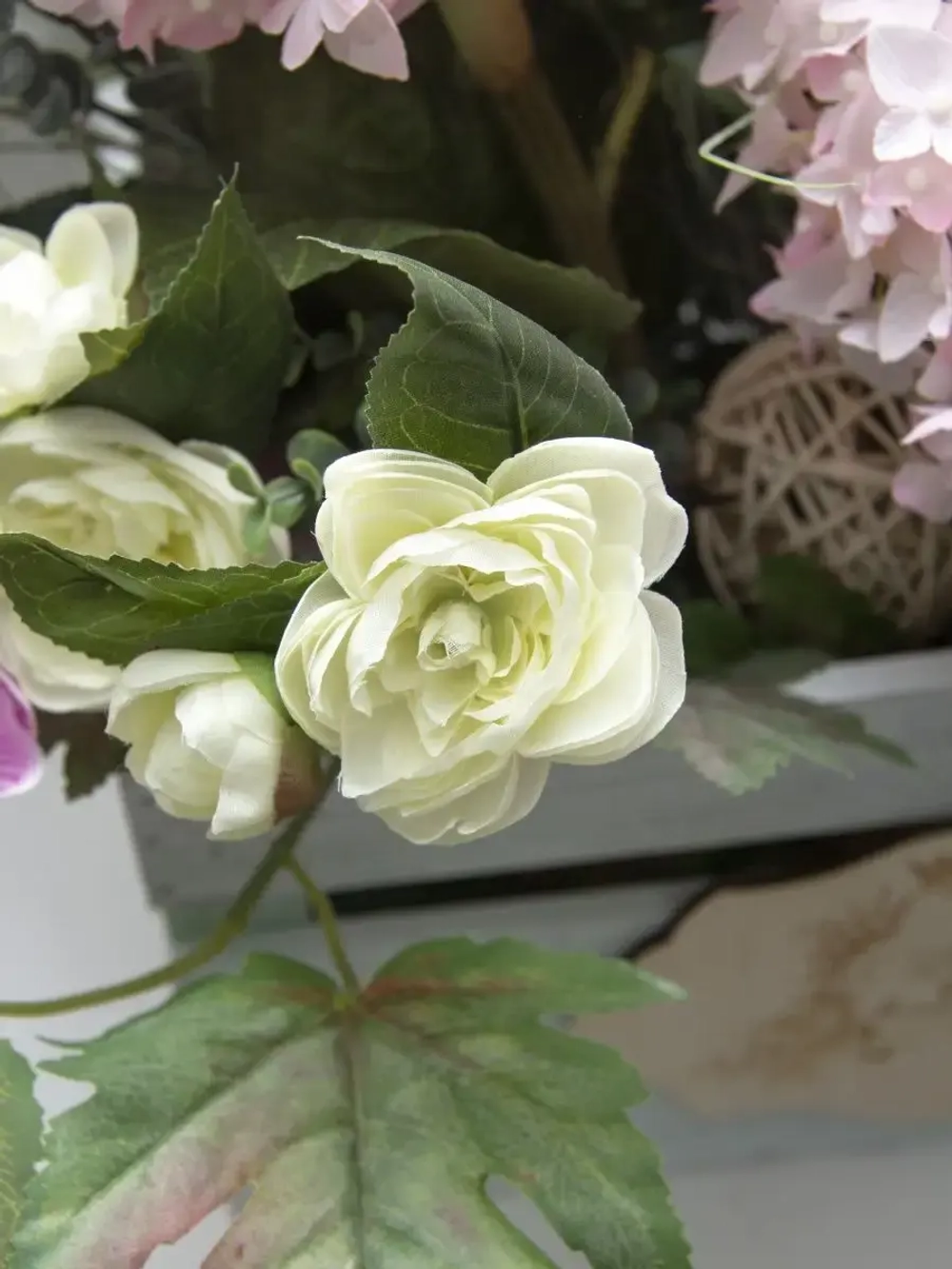 Композиция в ящике "Гортензия"