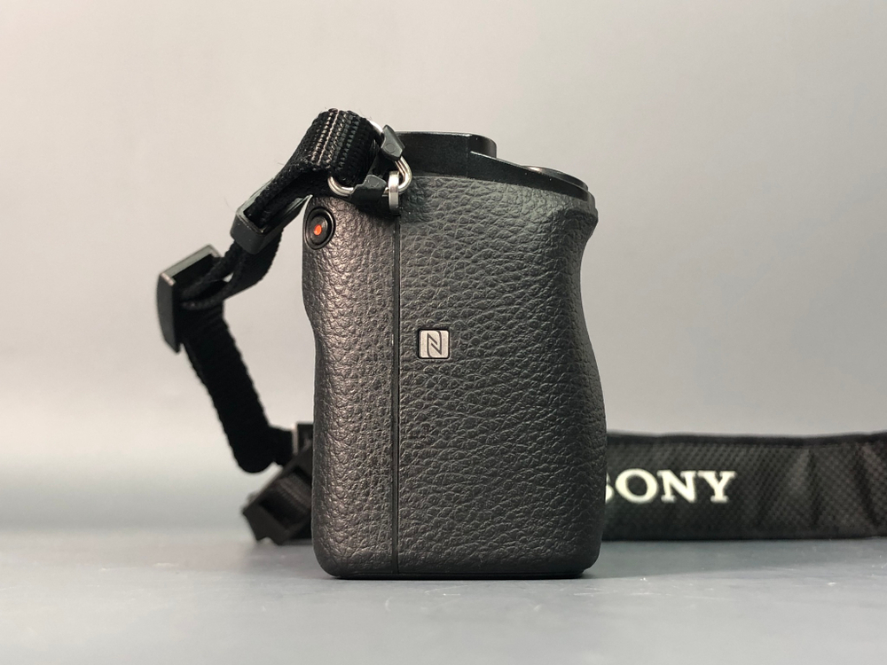 Sony A6000 kit 16-50mm 1.8 OSS
