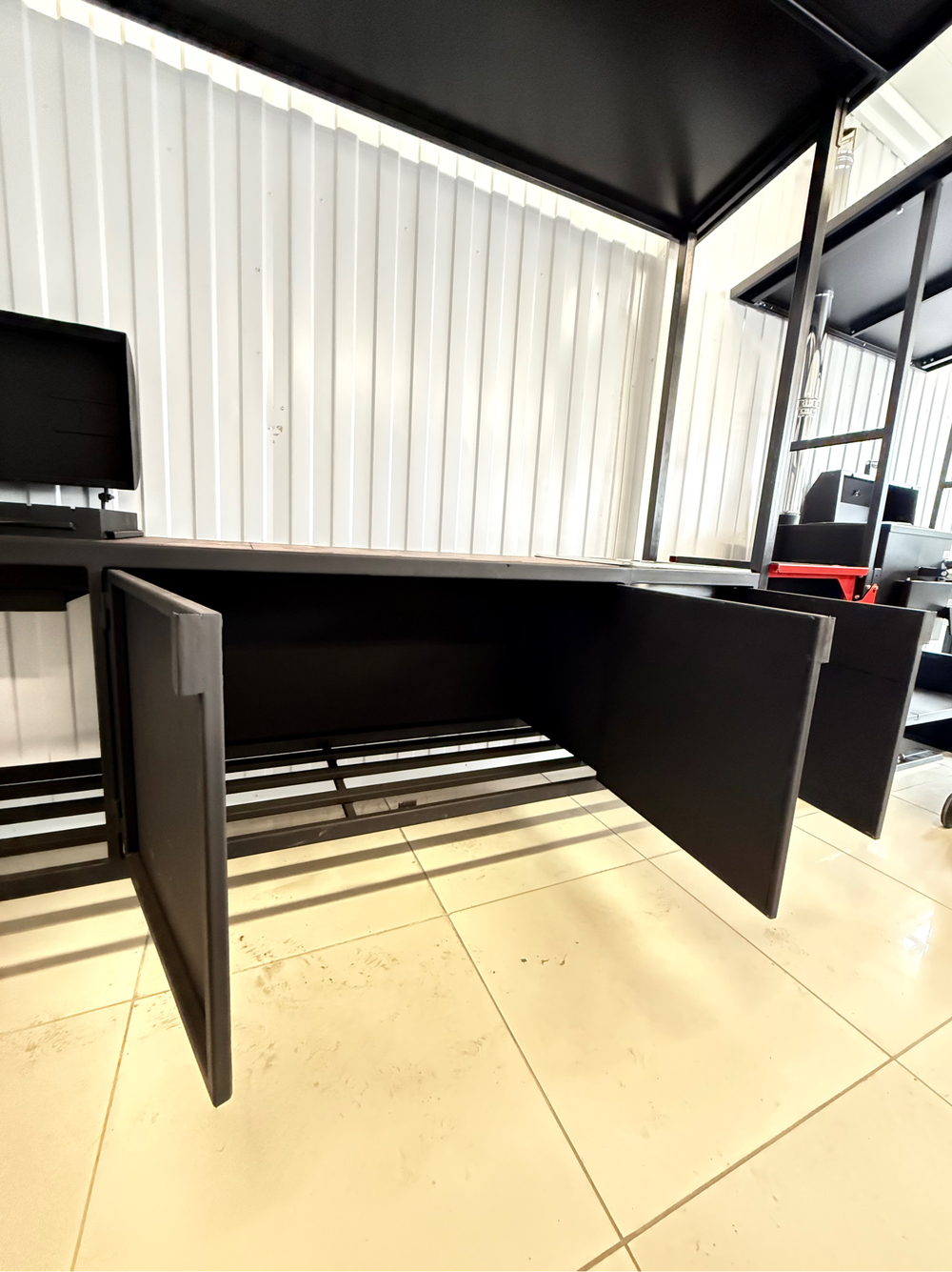 Мангальная зона Шашлычник с мойкой 5 мм