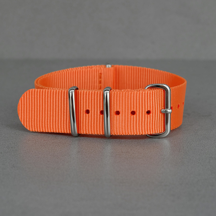 Nato Strap - нейлоновый ремешок для часов