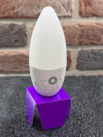 Умная лампочка Яндекс с Алисой, цветная