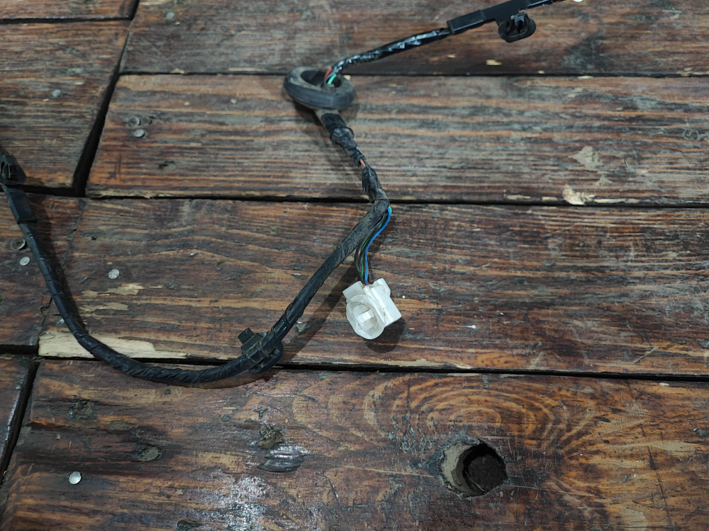 Проводка заднего бампера Mitsubishi Outlander 3 12-нв Б/У Оригинал 8510J305