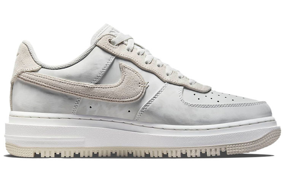 Кроссовки Nike Air Force 1 Low Summit White