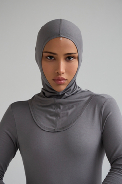 Балаклава с бусиной серая