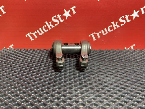 Вал рокеров в сборе