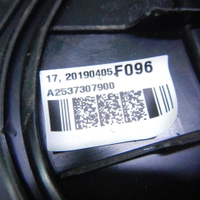 Форточка двери задняя Mercedes GLC C253 (16-23)