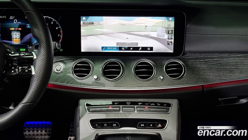 Mercedes-Benz E-Class W213 E350 4MATIC AMG Line (05.2021)