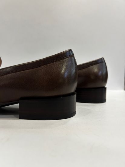 Лоферы женские