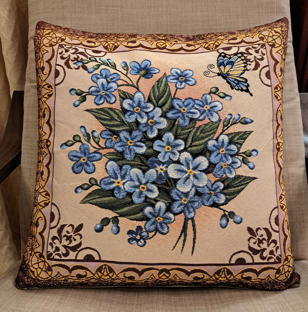 Декоративный гобеленовый чехол для интерьерной подушки Незабудки 38*38