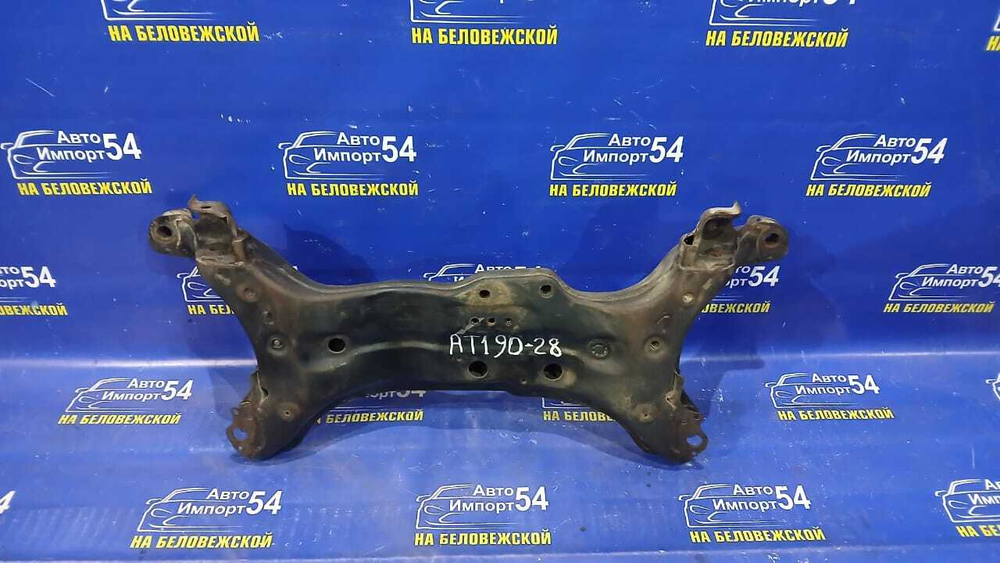 Балка передняя поперечная TOYOTA CARINA E 1992