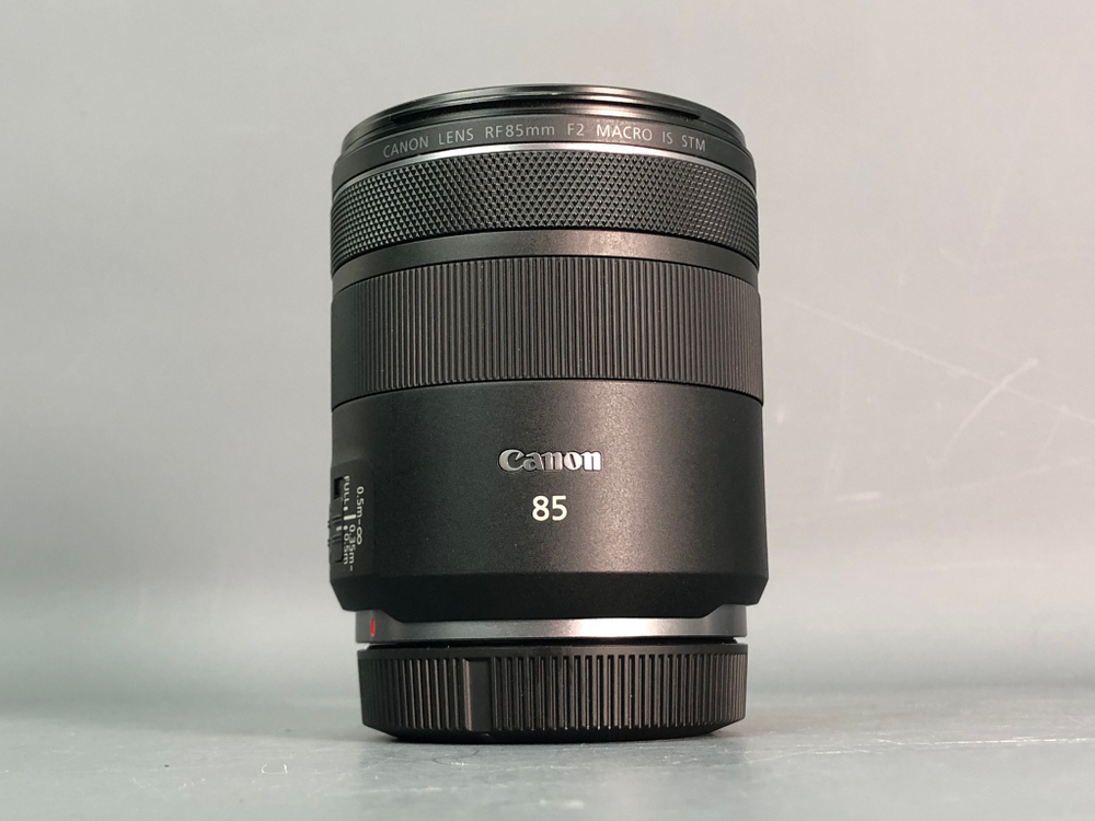 Canon RF 85mm F2 Macro IS STM Canon RF