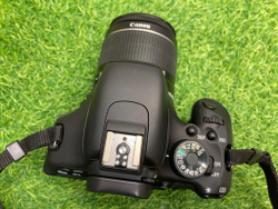 Canon 600D kit 18-55mm 3.5-5.6 IS II 8.200 кадров