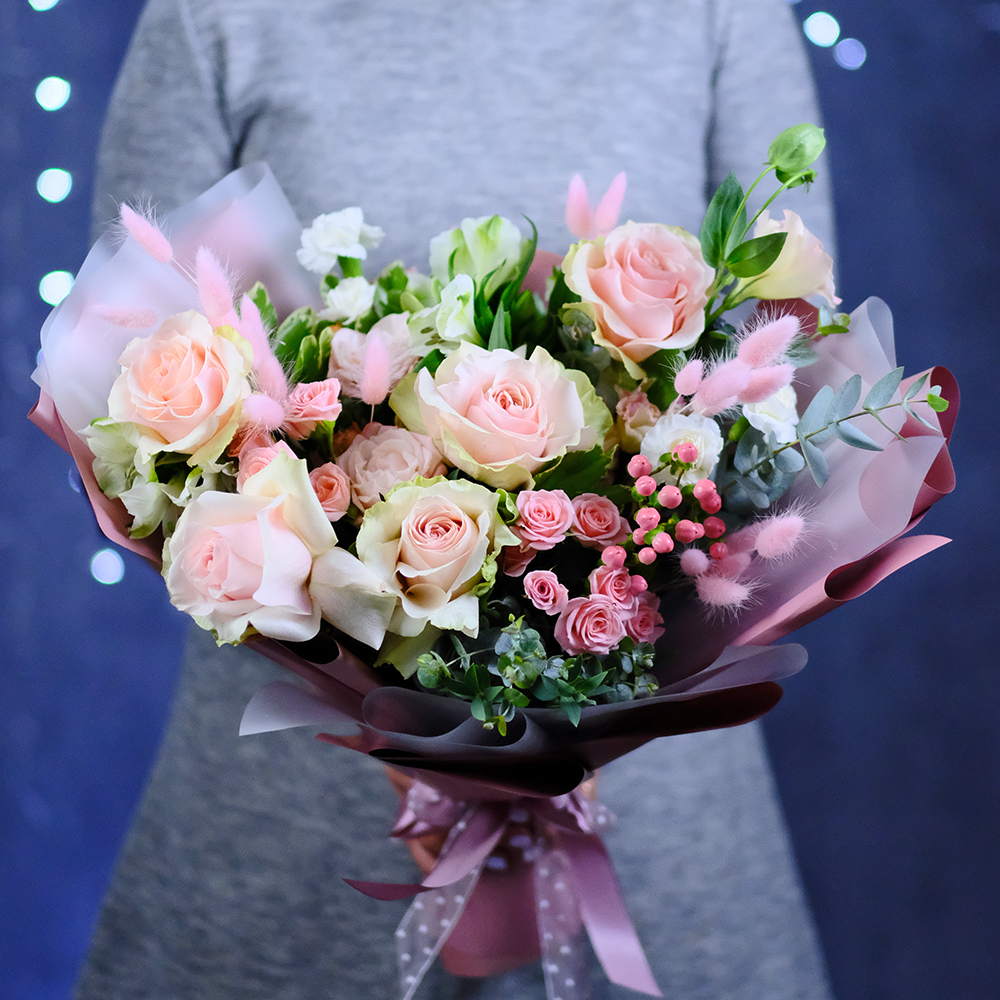 Букет с розами "Фруттета"