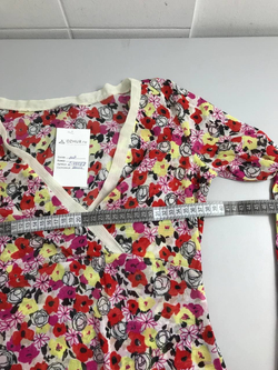 Блуза с принтом цветов 38 размер