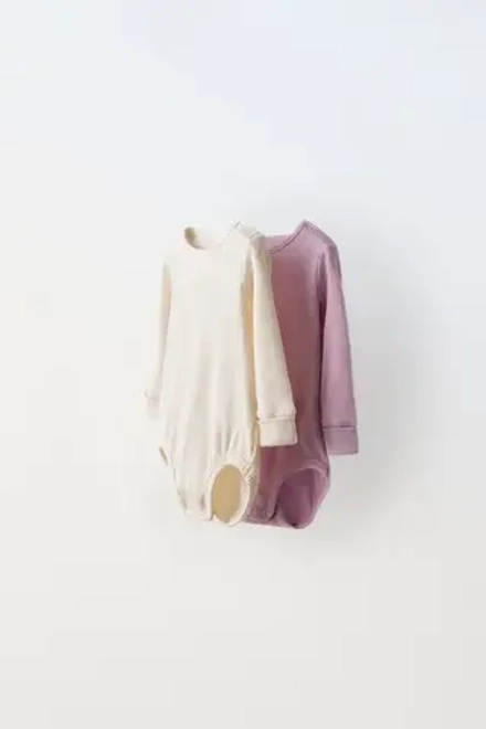 ZARA НАБОР ИЗ ДВУХ БОДИ С ВАФЕЛЬНЫМ УЗОРОМ, ЦВЕТ МАЛЬВЫ
