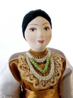 Кукла фарфоровая Донская казачка