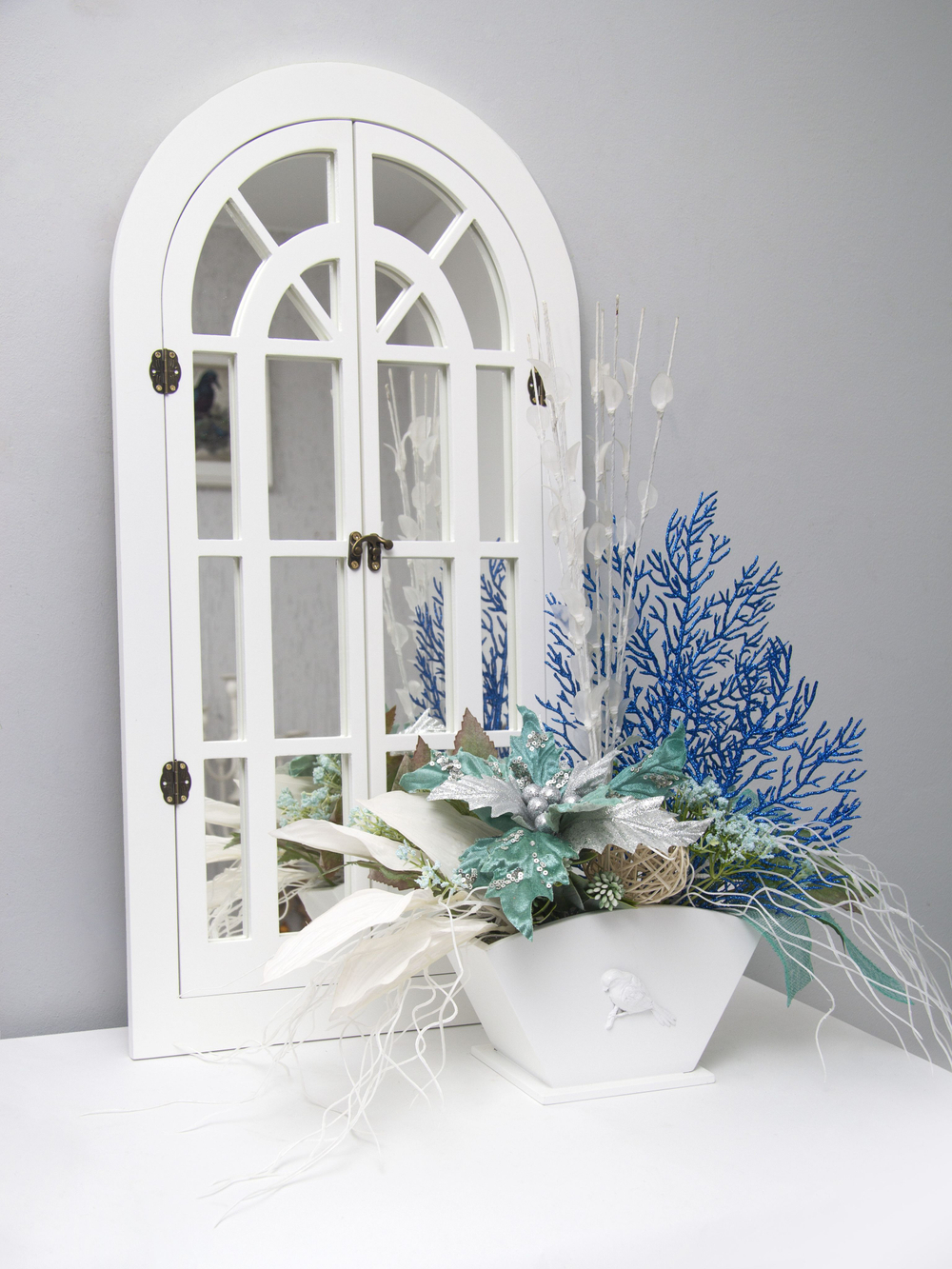 Зеркало на стену интерьерное в раме, фальш-окно "Окно-арка" 77*43 см Elenadecor