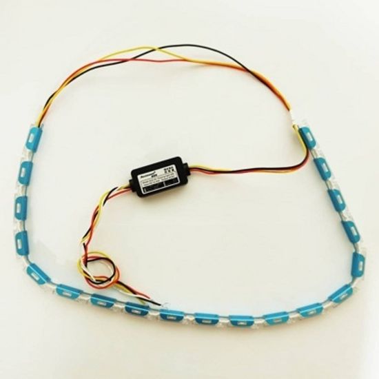 ДХО (Дневные Ходовые Огни) + динамический поворотник от Aozoom для установки в фары и задние фонари.