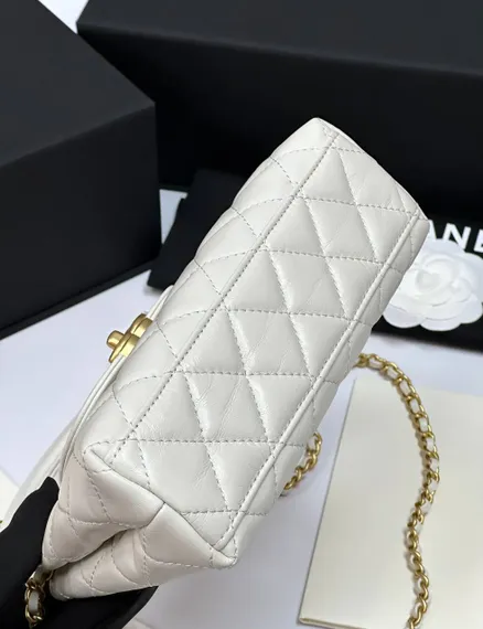 Сумка Chanel MINI SHOPPING BAG белый