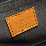 Louis Vuitton Dauphine MM