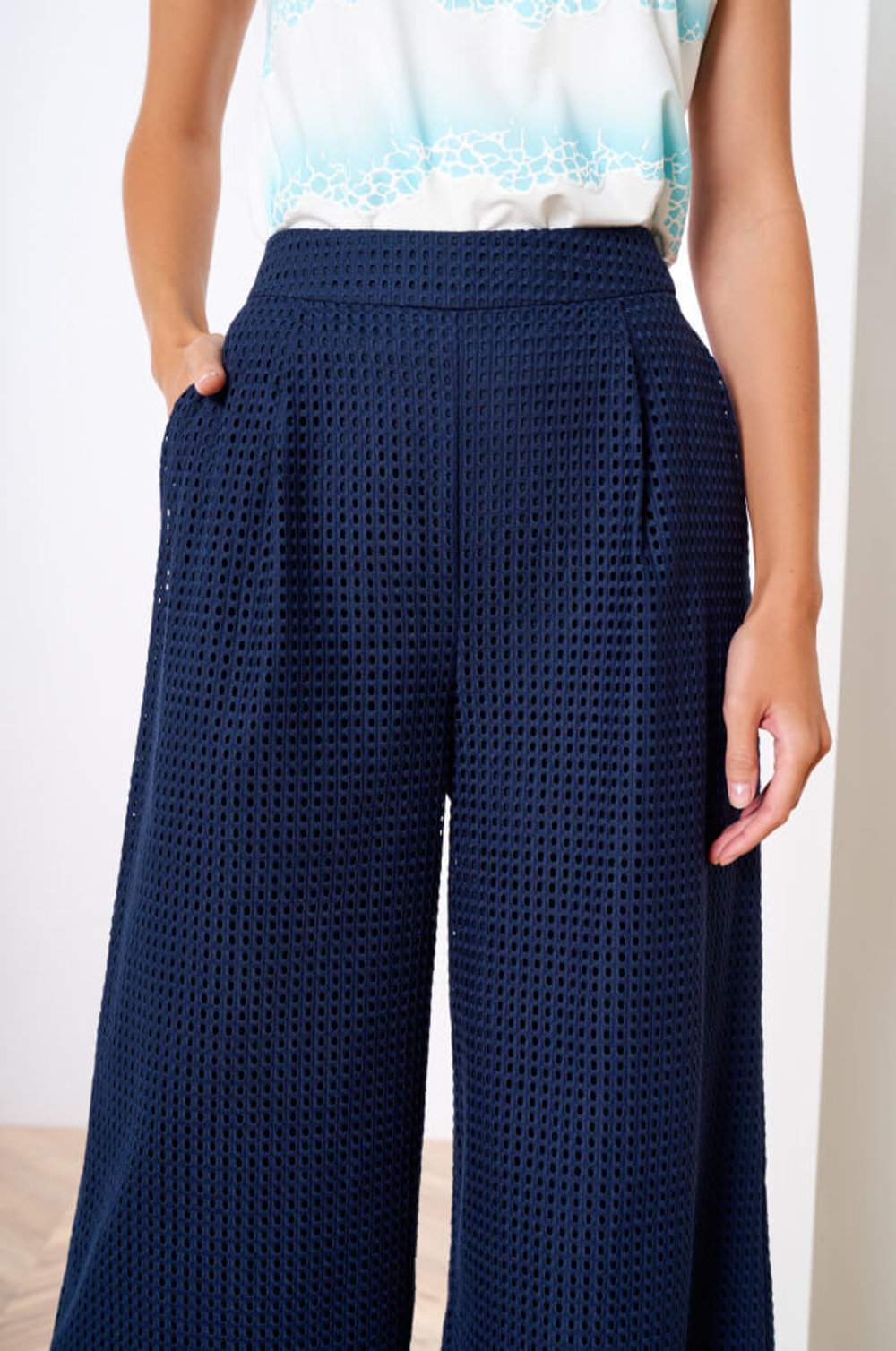 3823 Брюки женские (т.синий)