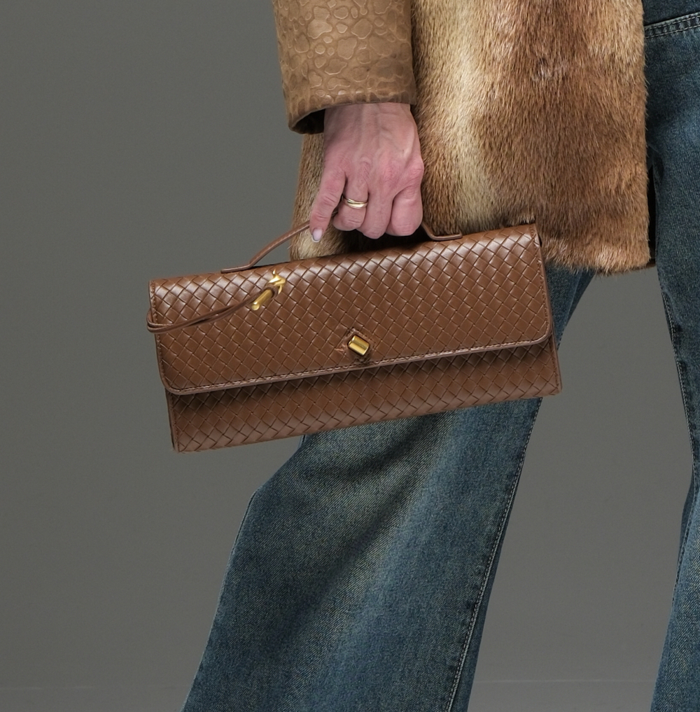 Клатч / коричневый охра