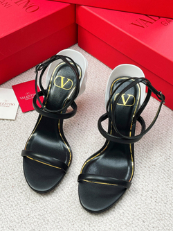 Valentino Pump 10.5 cm