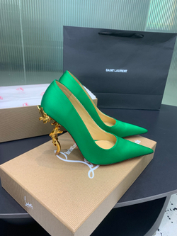 Christian Louboutin Belle Pump 10 cm