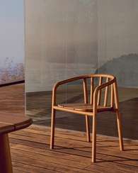 Стул Turqueta из массива тика