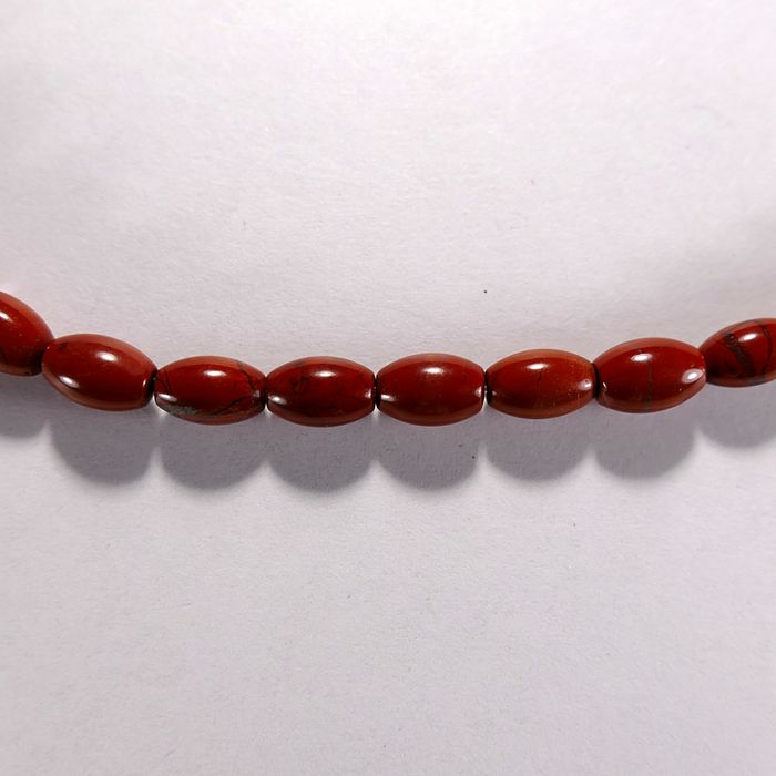Бусина из яшмы красной, фигурная, 6x8 мм (овал, гладкая)