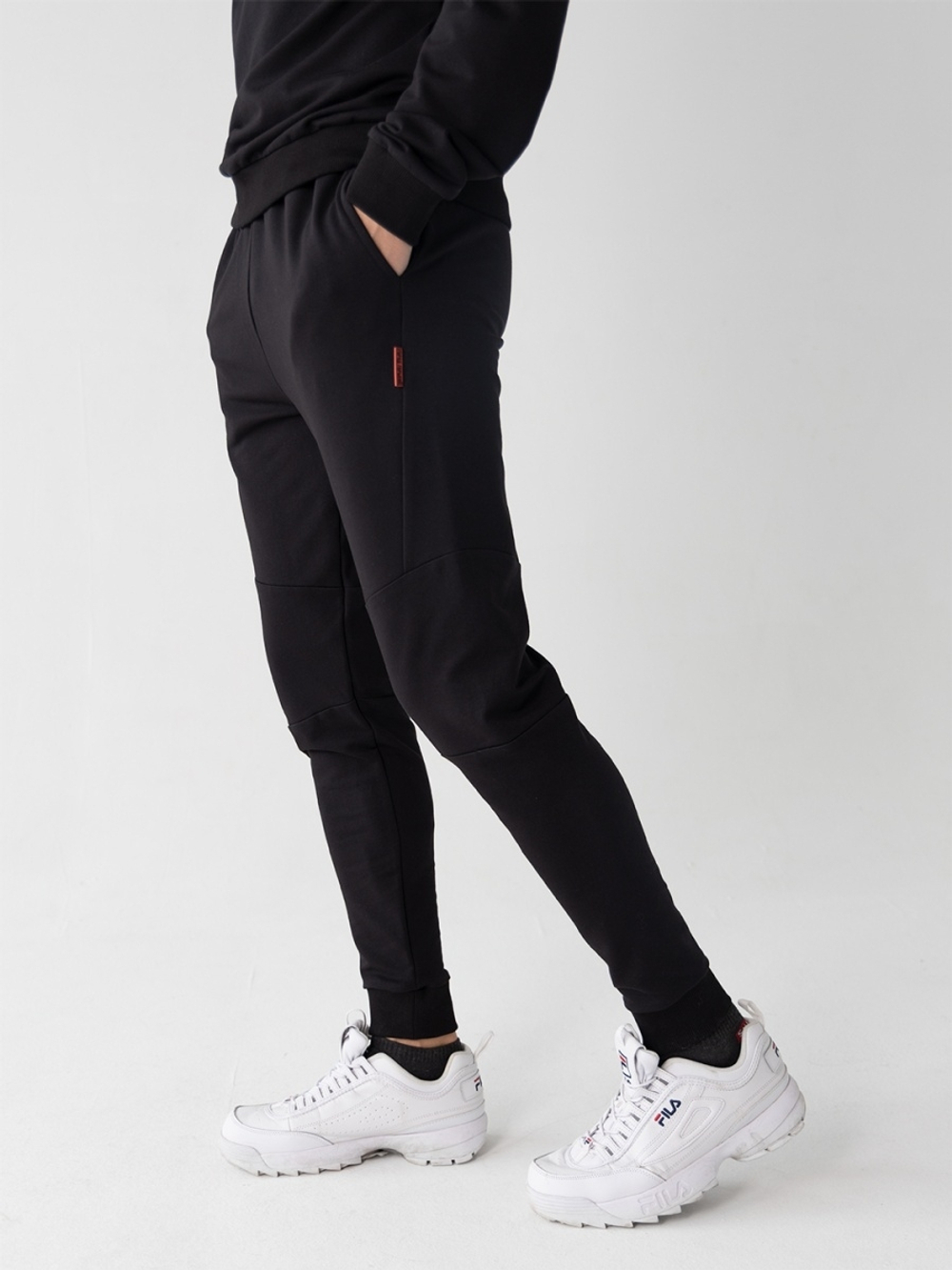 Брюки черные спортивные Город Горький