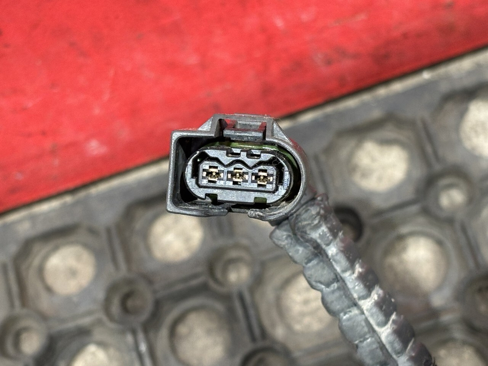 Проводка форсунок двигателя MX13 2019г