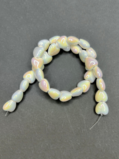 Керамические бусины Сердце, 10/13/15 мм, на нитке 32 см