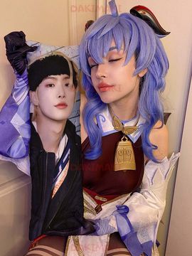 Мини дакимакура Сон Минги из Эйтиз арт. M1063, 60х20 см